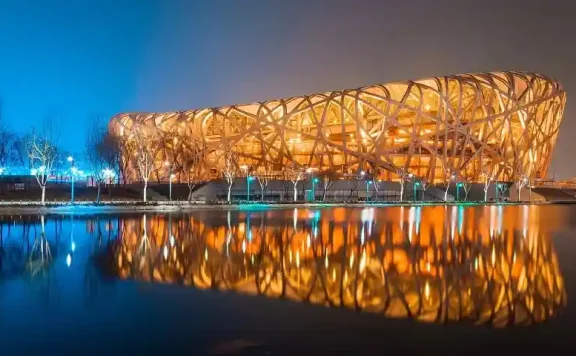 北京鸟巢是一个奇迹 充满着寓意的伟大建筑
